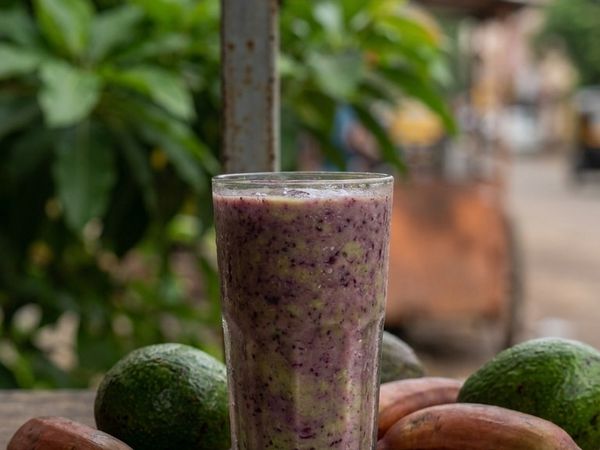 Avocado, Blueberry & Red Banana at Sai Healthy Corner, Ulhasnagar