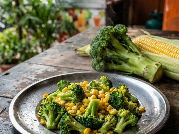 Broccoli & Corn Steamed Salad at Sai Healthy Corner, Ulhasnagar