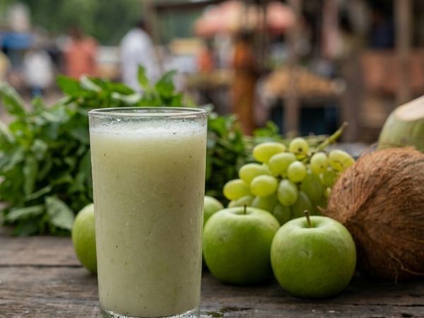 Green Apple & Green Grapes in Coconut Water at Sai Healthy Corner, Ulhasnagar