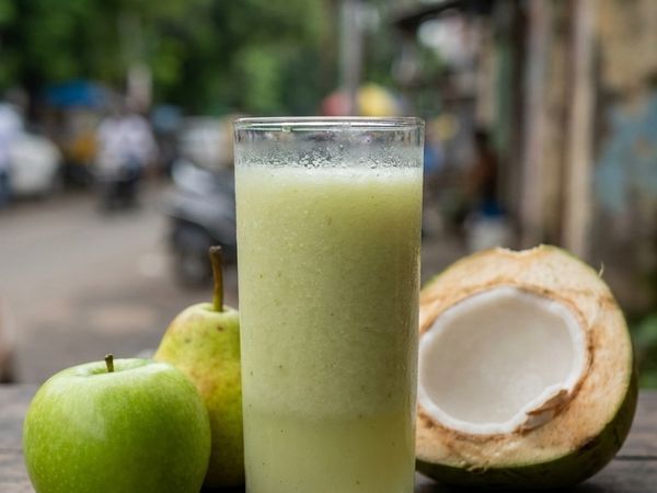 Green Apple & Pear in Coconut Water at Sai Healthy Corner, Ulhasnagar